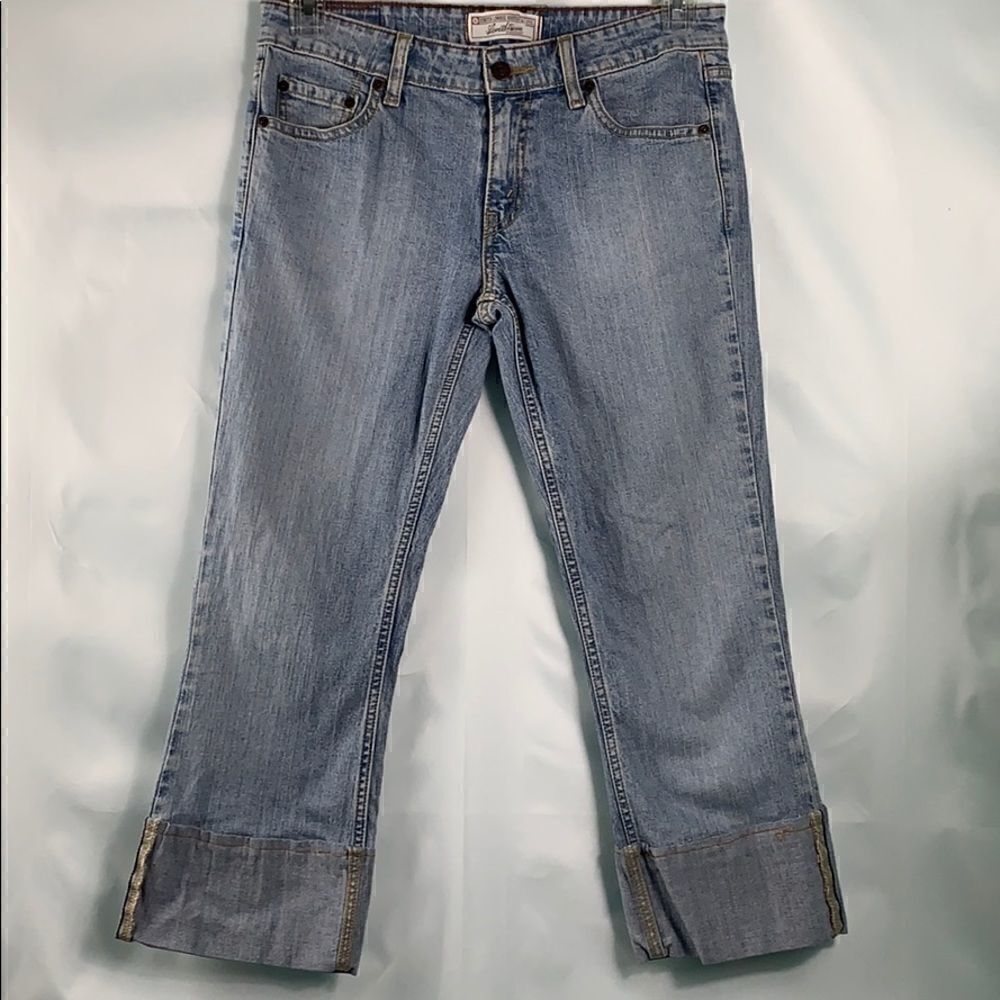 Levi’s signature Stretch Crop low rise boot cut